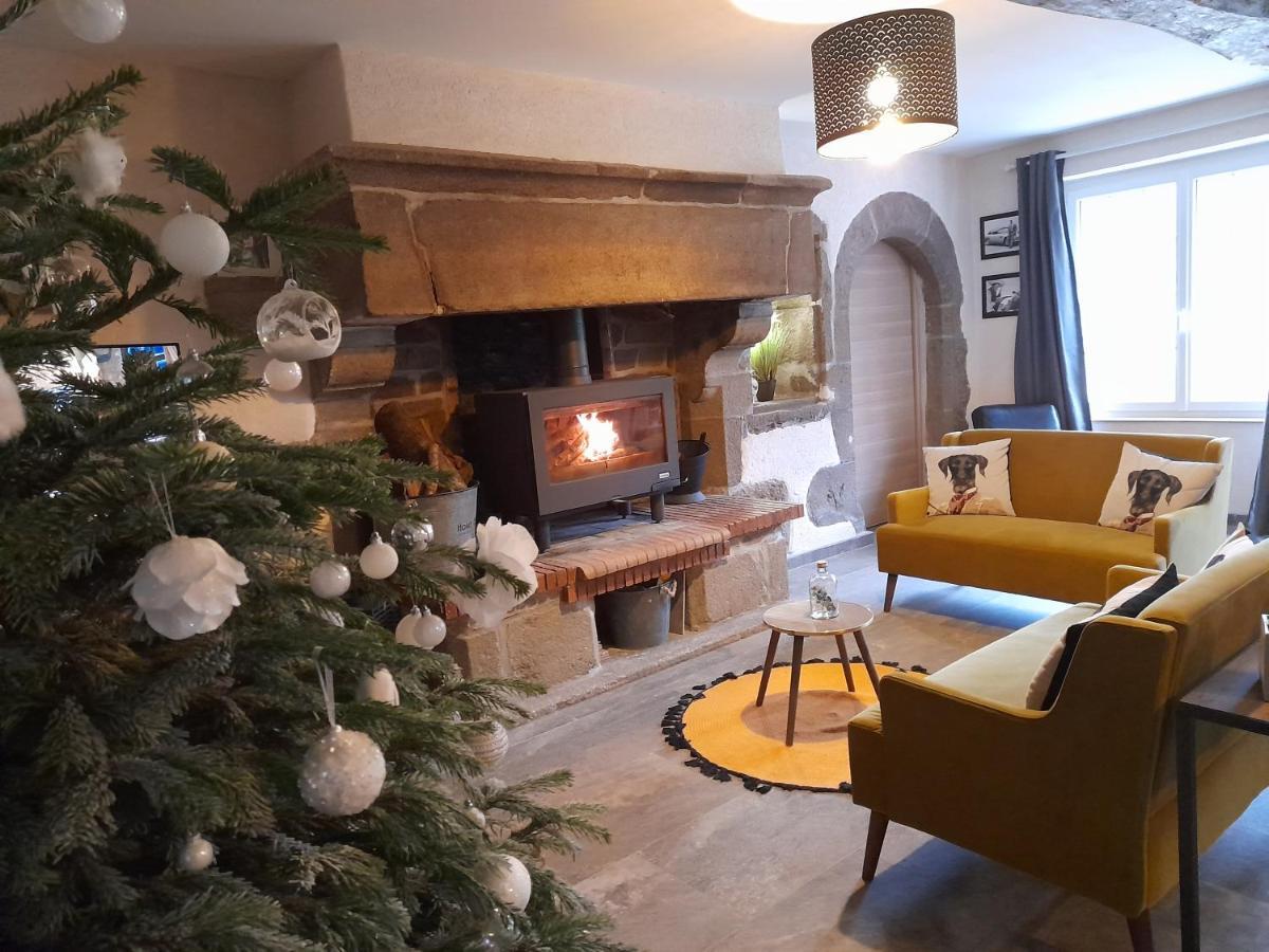 Le Manoir Des Haies Spa Les Champs-Geraux Luaran gambar