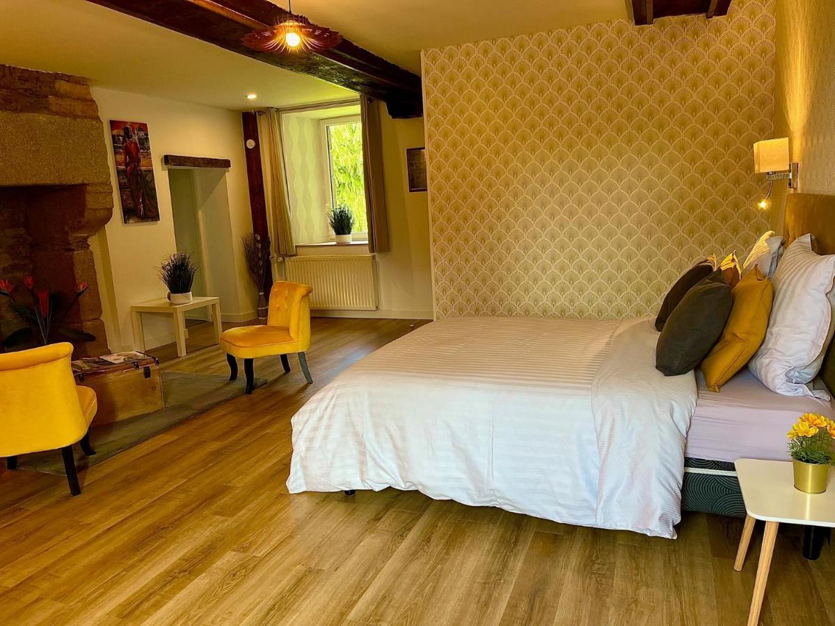 Le Manoir Des Haies Spa Les Champs-Geraux Luaran gambar