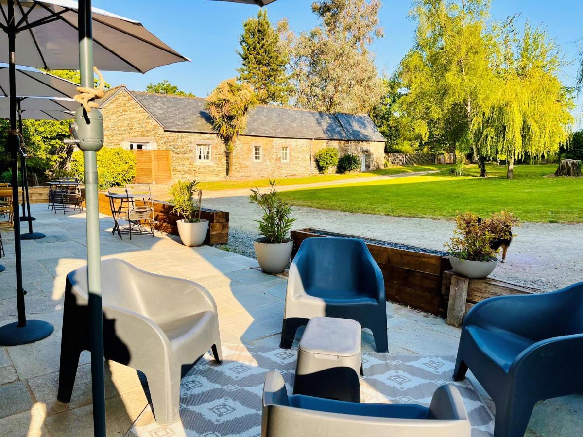 Le Manoir Des Haies Spa Les Champs-Geraux Luaran gambar
