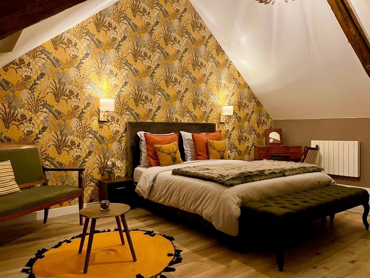 Le Manoir Des Haies Spa Les Champs-Geraux Luaran gambar